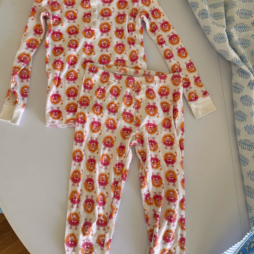 Colorful Heart Pattern Pajama Set - Picture 4 of 5